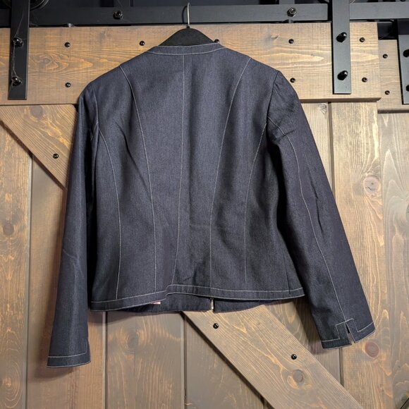 W work to weekend dk denim jacket size 8 - Picture 2 of 2
